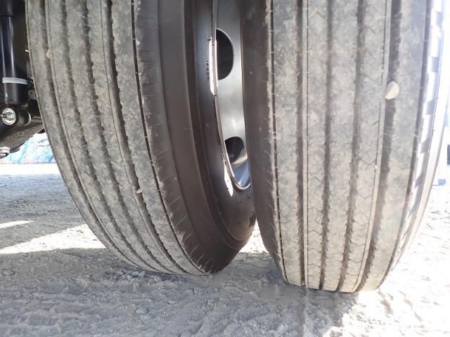 MITSUBISHI CANTER 2025