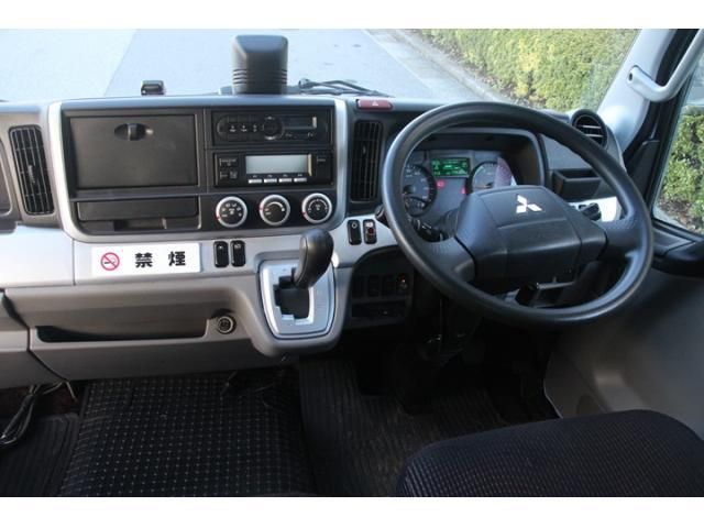 MITSUBISHI CANTER 2019