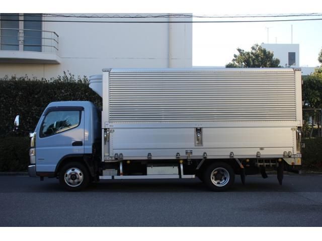 MITSUBISHI CANTER 2019