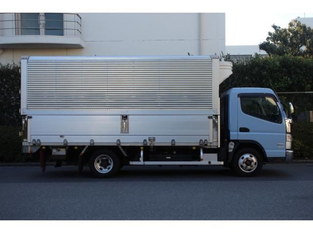 MITSUBISHI CANTER 2019