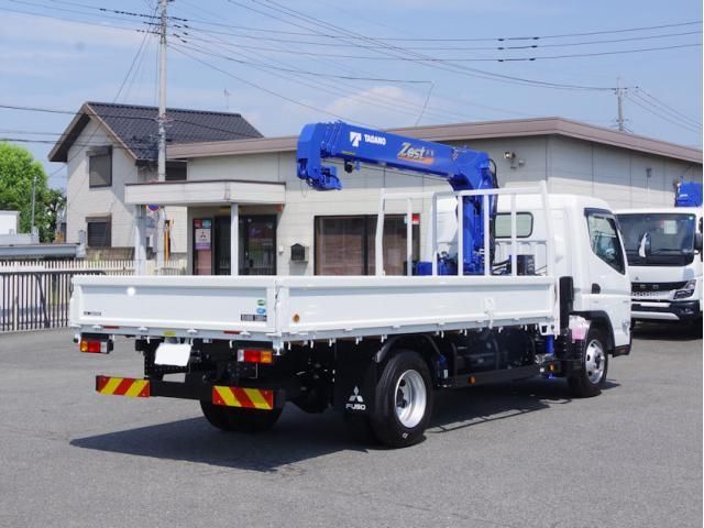 MITSUBISHI CANTER 2025