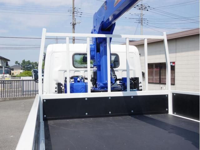 MITSUBISHI CANTER 2025