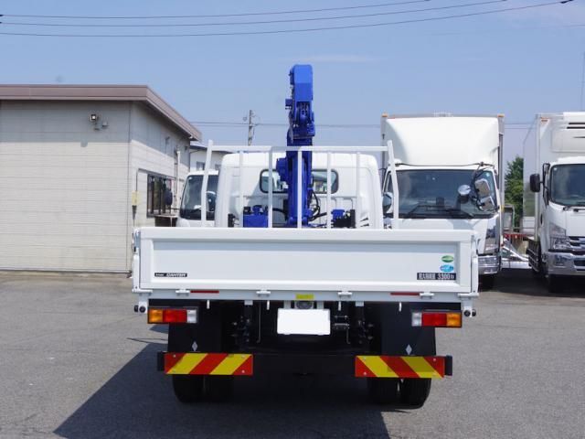 MITSUBISHI CANTER 2025