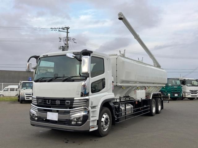 MITSUBISHI FUSOU SUPER GREAT 2025