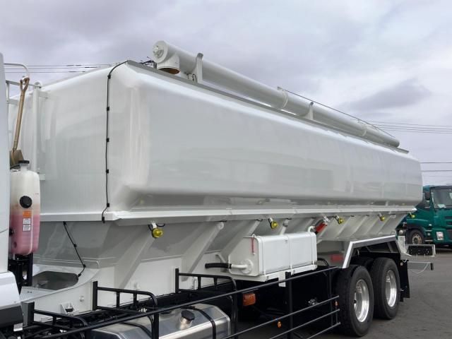 MITSUBISHI FUSOU SUPER GREAT 2025