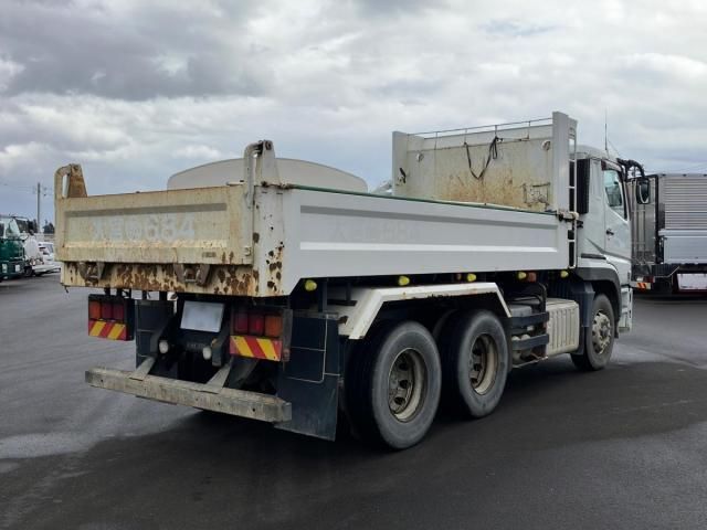 MITSUBISHI FUSOU SUPER GREAT 2018