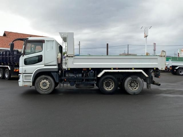 MITSUBISHI FUSOU SUPER GREAT 2018