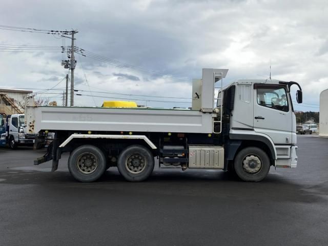 MITSUBISHI FUSOU SUPER GREAT 2018