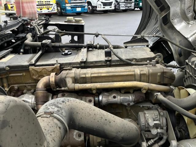 MITSUBISHI FUSOU SUPER GREAT 2018