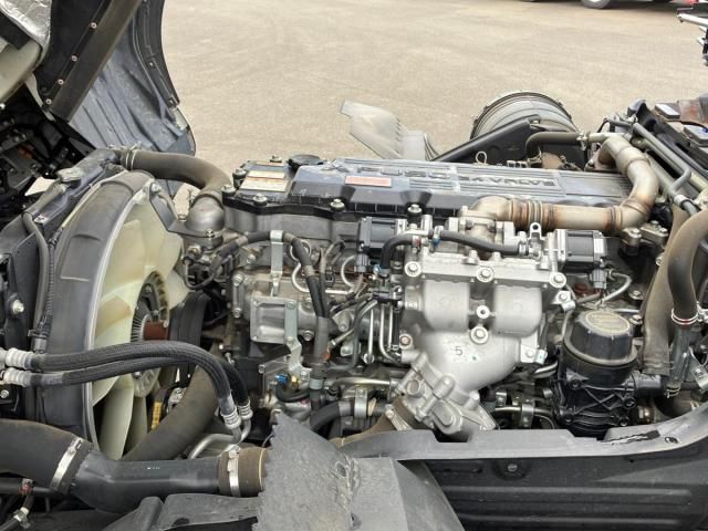 MITSUBISHI FUSOU FIGHTER 2019