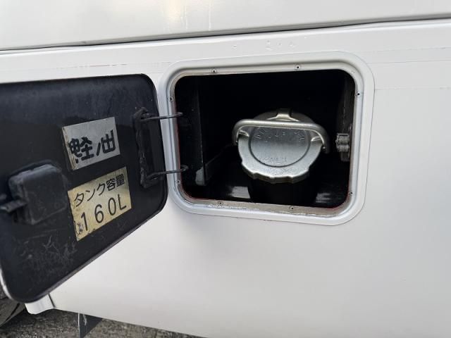 HINO Blue Ribbon 2008