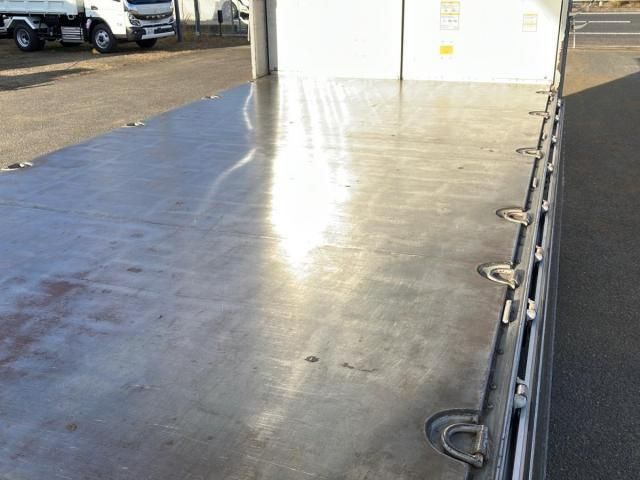 NISSAN DIESEL Quon 2016