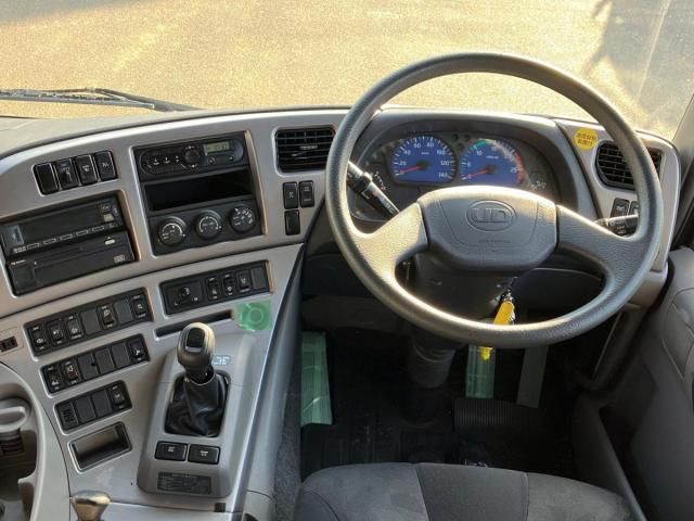 NISSAN DIESEL Quon 2016