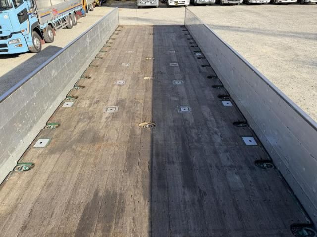 MITSUBISHI FUSOU SUPER GREAT 2016