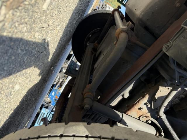 MITSUBISHI FUSOU SUPER GREAT 2016