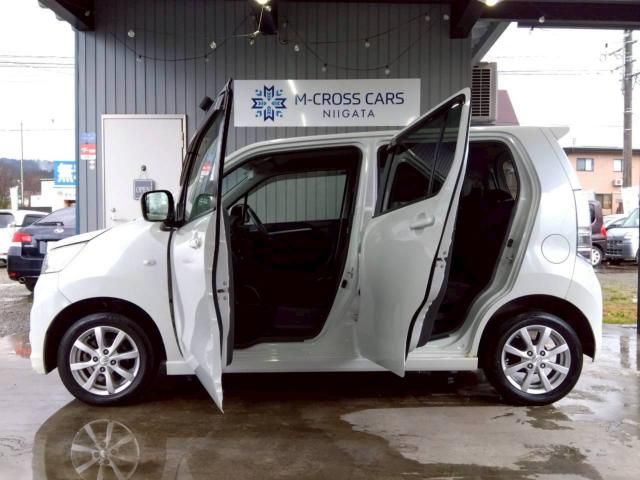 SUZUKI WAGON R STINGRAY 4WD 2013