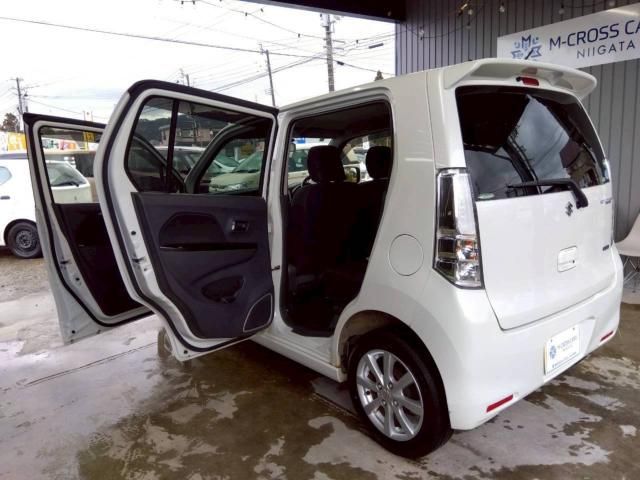 SUZUKI WAGON R STINGRAY 4WD 2013