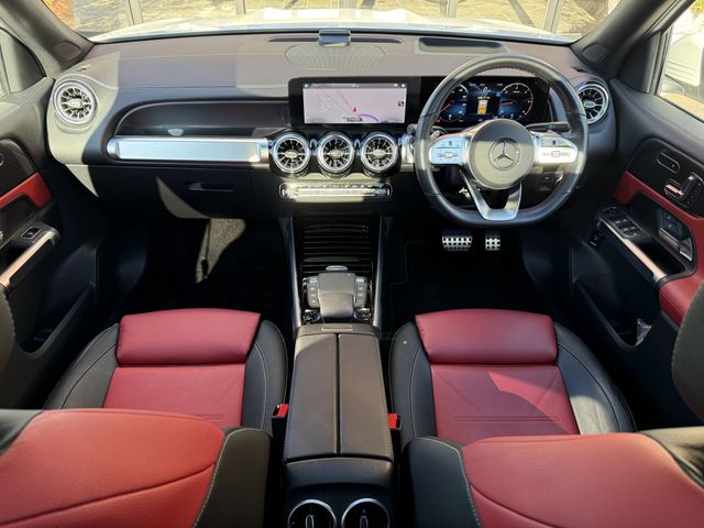 MERCEDES BENZ MERCEDES BENZ GLB 2023