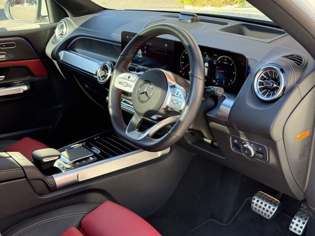 MERCEDES BENZ MERCEDES BENZ GLB 2023