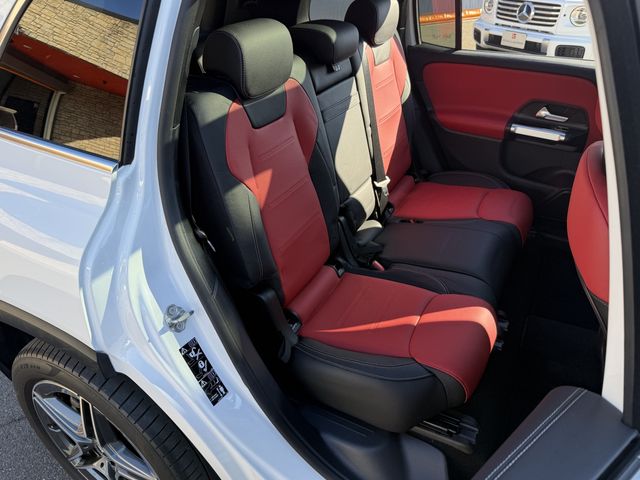 MERCEDES BENZ MERCEDES BENZ GLB 2023