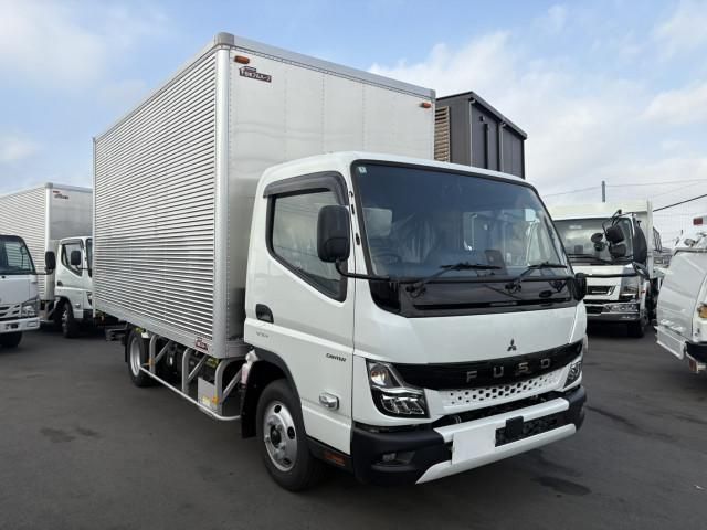 MITSUBISHI CANTER 2025