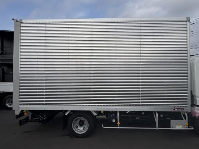 MITSUBISHI CANTER 2025