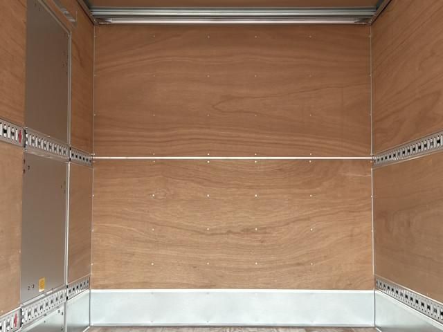 MITSUBISHI CANTER 2025