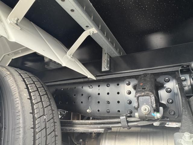 MITSUBISHI CANTER 2025