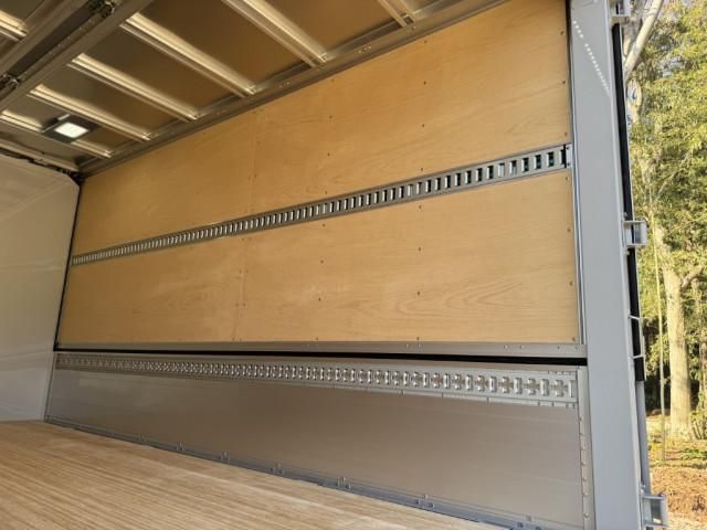 MITSUBISHI CANTER 2025