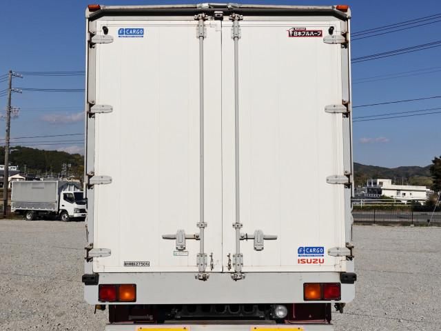 ISUZU FORWARD 2011
