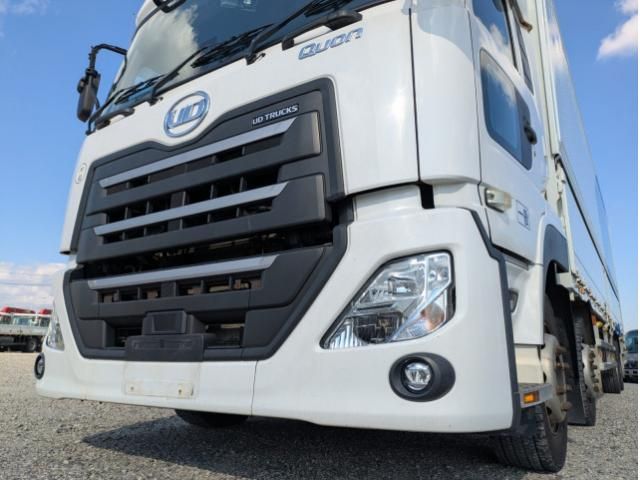 NISSAN DIESEL Quon 2020