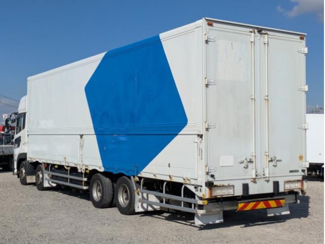 NISSAN DIESEL Quon 2020