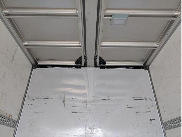 NISSAN DIESEL Quon 2020