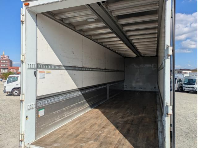 NISSAN DIESEL Quon 2020