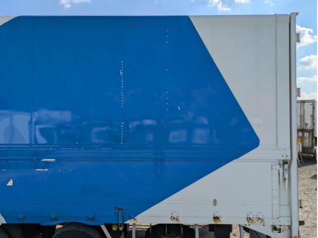 NISSAN DIESEL Quon 2020