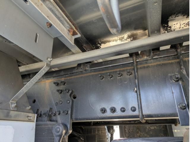 NISSAN DIESEL Quon 2020