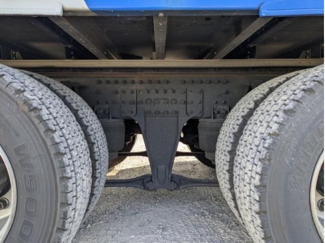 NISSAN DIESEL Quon 2020