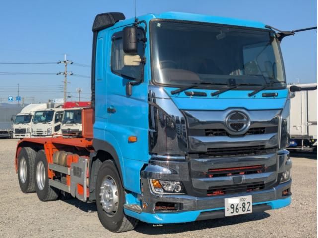 HINO PROFIA 2019