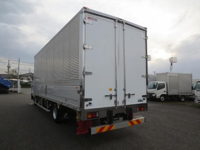 MITSUBISHI FUSOU FIGHTER 2018