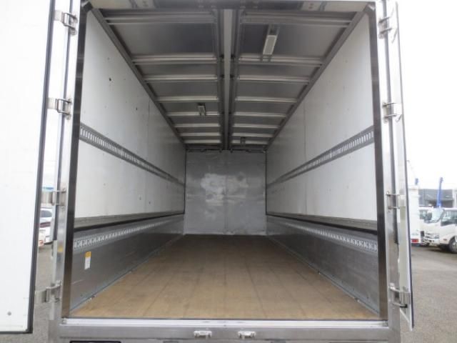 MITSUBISHI FUSOU FIGHTER 2018