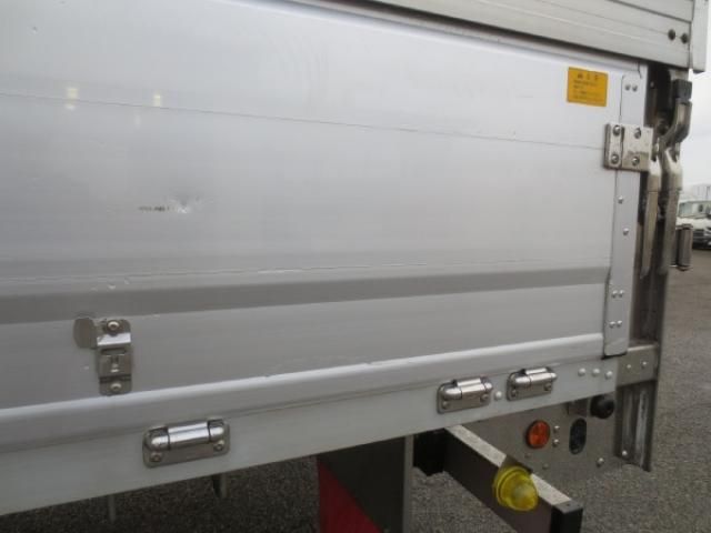 MITSUBISHI FUSOU FIGHTER 2018