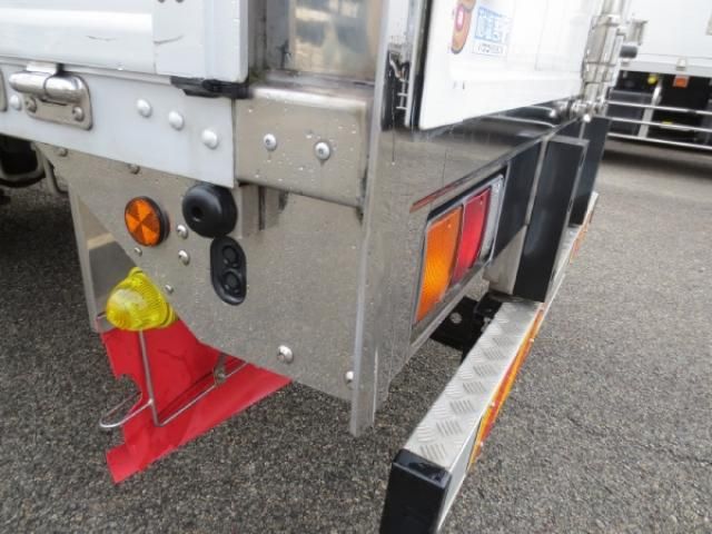 MITSUBISHI FUSOU FIGHTER 2018