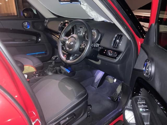 BMW BMW MINI COOPER D CROSSOVER 2017