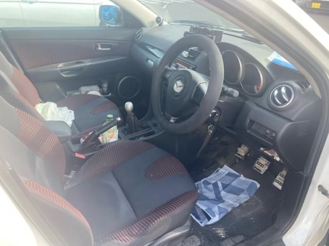 MAZDA AXELA SPORTS 2005