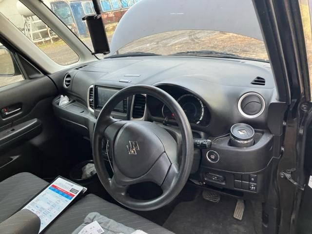 SUZUKI Spacia 4WD 2017