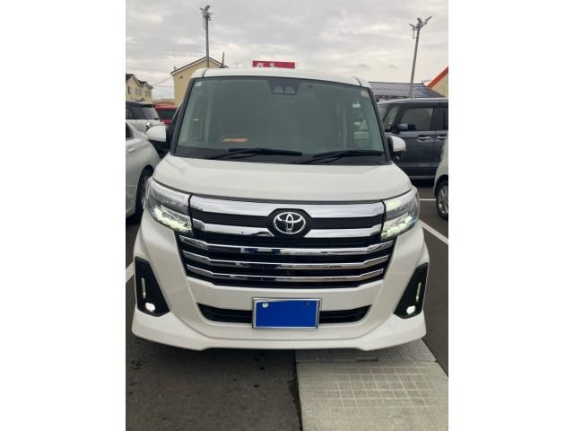 TOYOTA ROOMY 4WD 2023