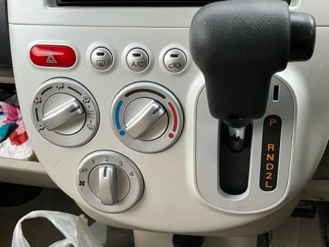 MITSUBISHI eK WAGON 2009