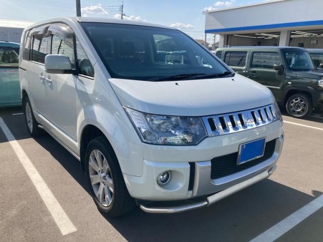 MITSUBISHI DELICA D:5 4WD 2013