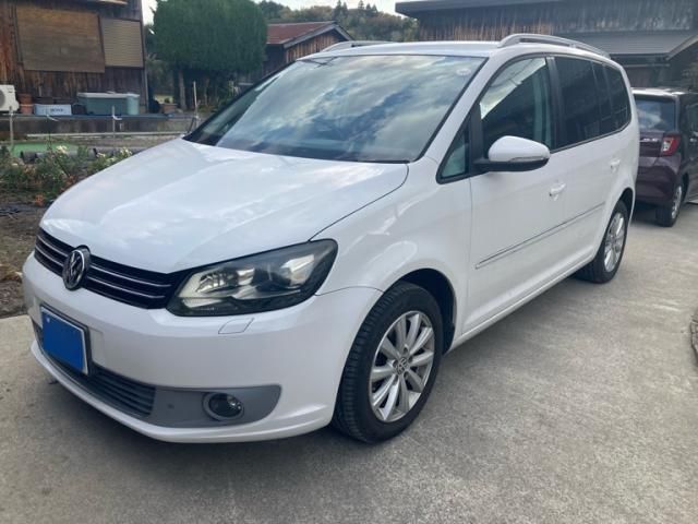 VOLKSWAGEN VOLKSWAGEN GOLF TOURAN 2011