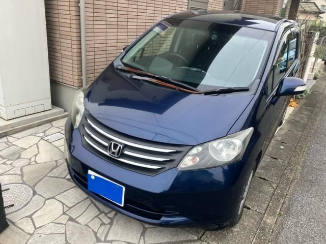HONDA FREED 2011